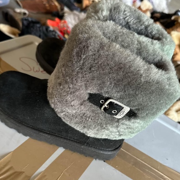 UGG Black and Gray Shearling Boots - Picture 1 of 3
